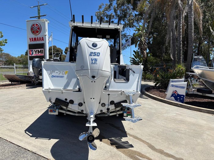 2025 Yellowfin YF-70F Extended Cabin