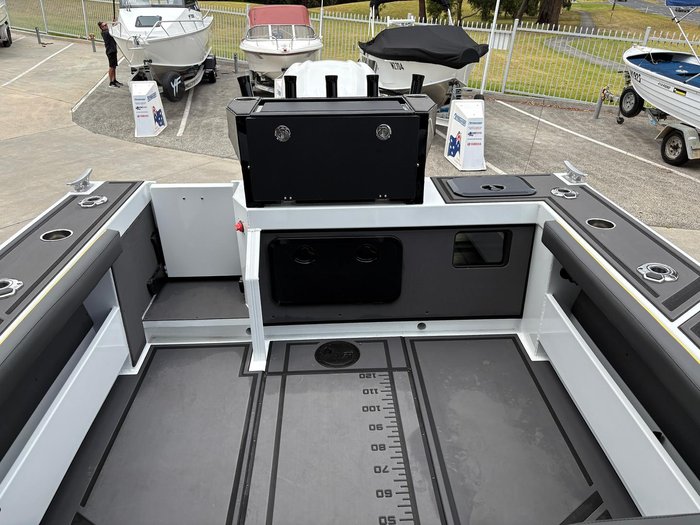 2025 Yellowfin YF-70F Extended Cabin