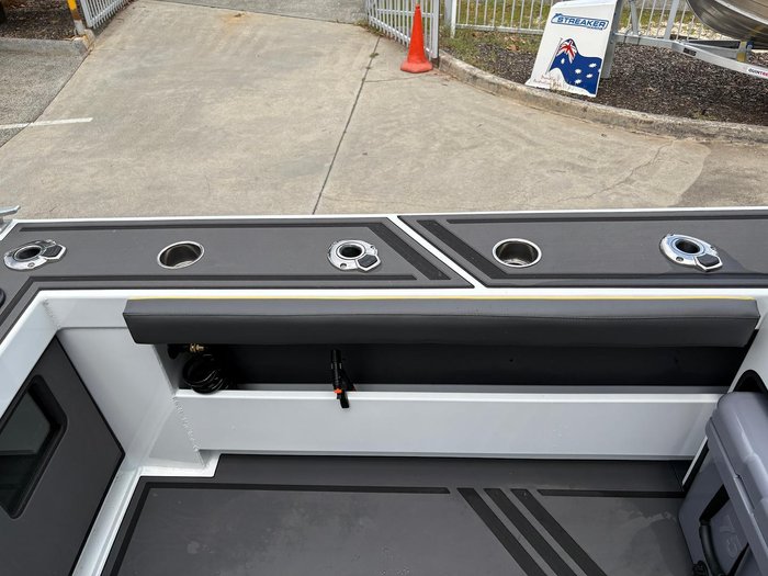 2025 Yellowfin YF-70F Extended Cabin