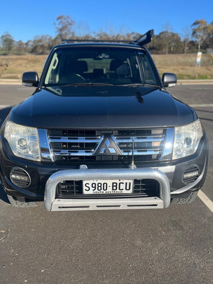 2014 Mitsubishi Pajero VR-X