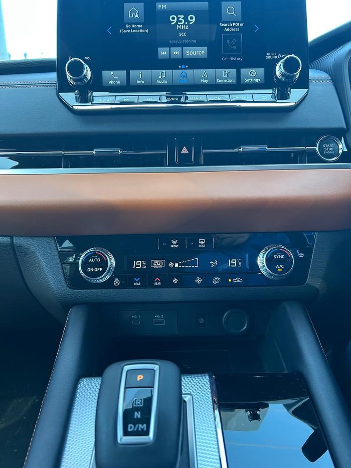 2023 Mitsubishi Outlander Exceed Tourer