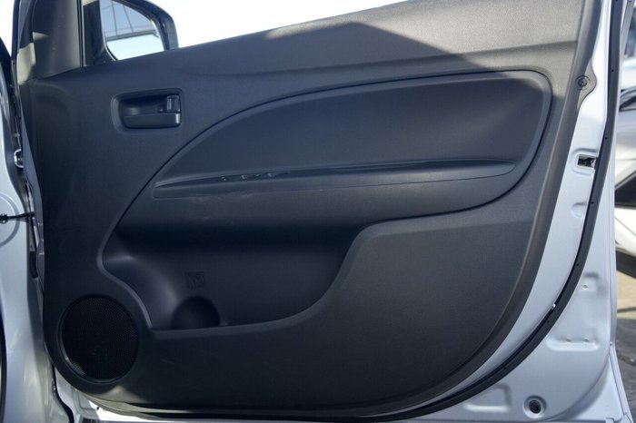2021 Mitsubishi Mirage ES