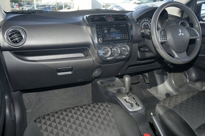 2021 Mitsubishi Mirage ES