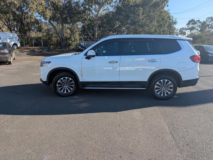 2022 LDV D90 Executive