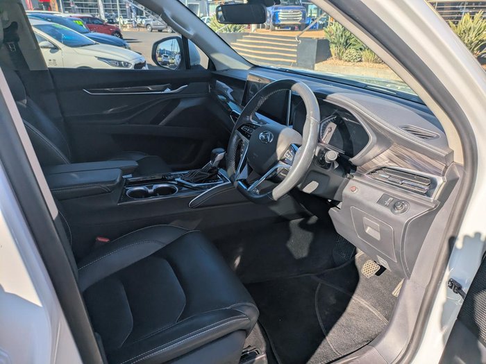 2022 LDV D90 Executive