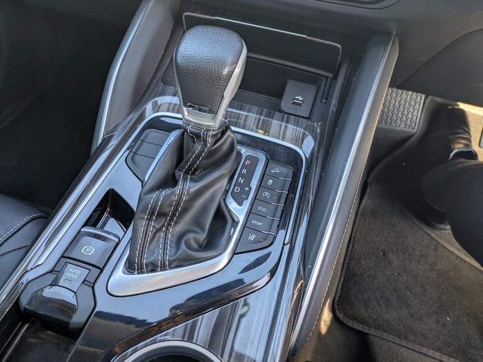 2022 LDV D90 Executive