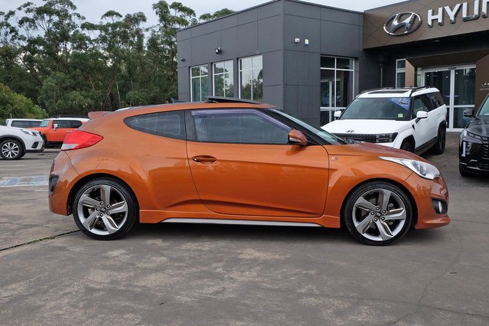 2012 Hyundai Veloster SR Turbo
