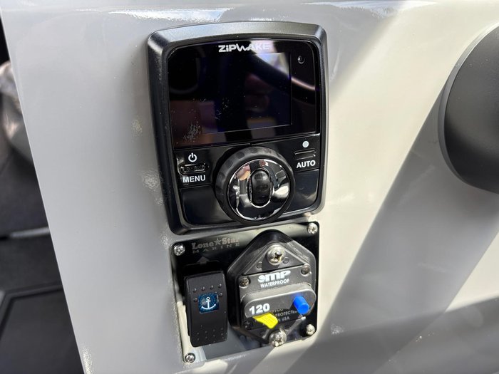 2025 Yellowfin YF-76F Extended Cabin