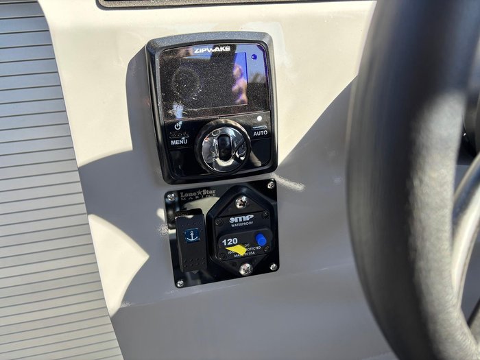 2025 Yellowfin YF-76F Extended Cabin