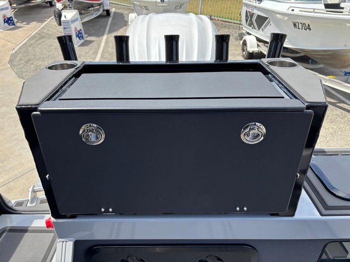 2025 Yellowfin YF-76F Extended Cabin