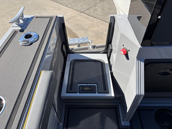 2025 Yellowfin YF-76F Extended Cabin