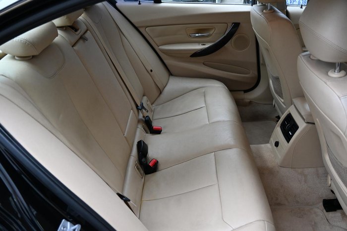 2014 BMW 3 Series 316i
