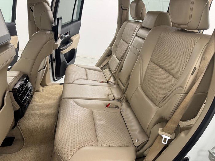 2022 Toyota Landcruiser Sahara FJA300R 4X4 Dual Range Glacier White
