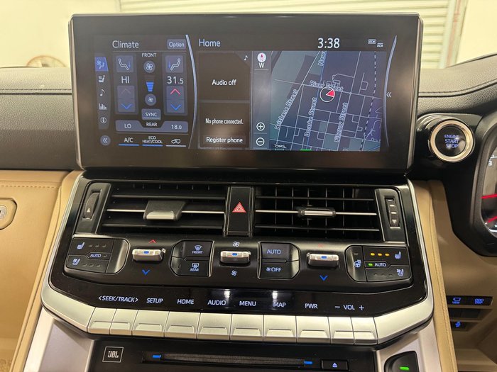 2022 Toyota Landcruiser Sahara FJA300R 4X4 Dual Range Glacier White