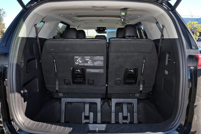 2020 Kia Carnival Platinum KA4 MY21 Aurora Black