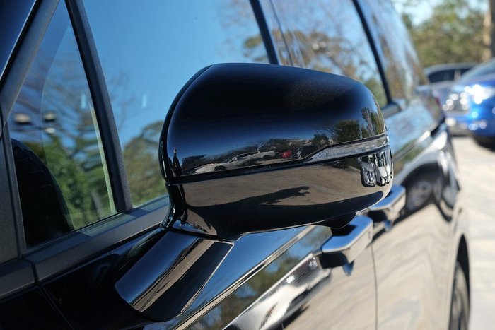2020 Kia Carnival Platinum KA4 MY21 Aurora Black