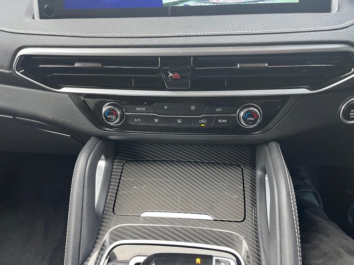 2024 LDV D90 Executive