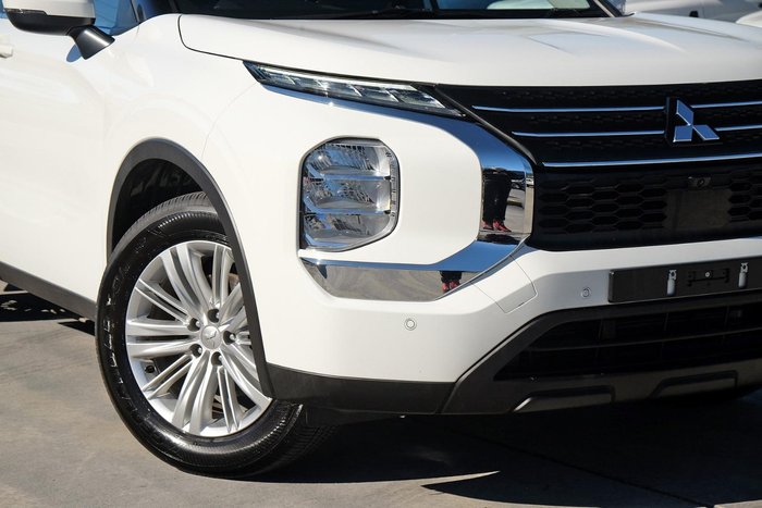 2024 Mitsubishi Outlander ES ZM MY24 White