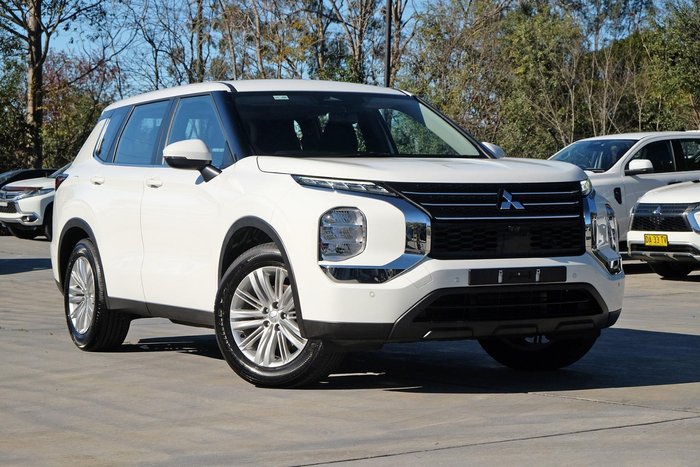 2024 Mitsubishi Outlander ES ZM MY24 White