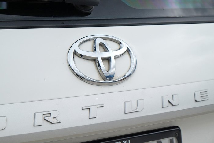 2022 Toyota Fortuner GX GUN156R 4X4 Dual Range Frosted White