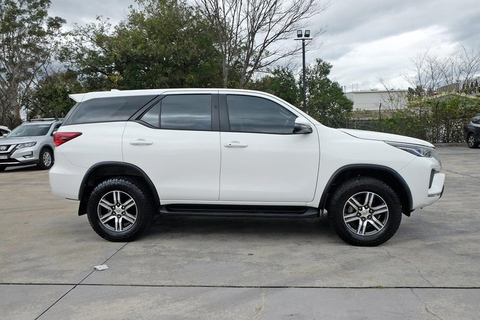 2022 Toyota Fortuner GX GUN156R 4X4 Dual Range Frosted White