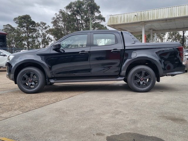 2025 Isuzu D-MAX