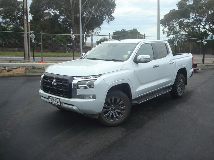 2023 Mitsubishi Triton GLS