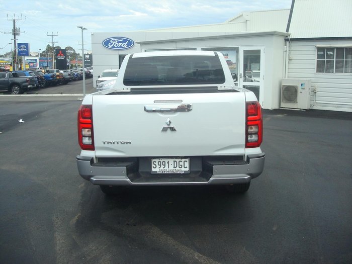 2023 Mitsubishi Triton GLS