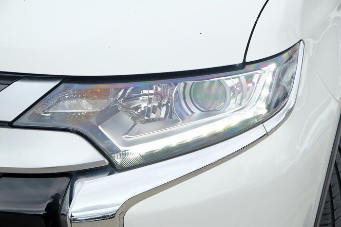 2019 Mitsubishi Outlander ES ZL MY19 AWD White