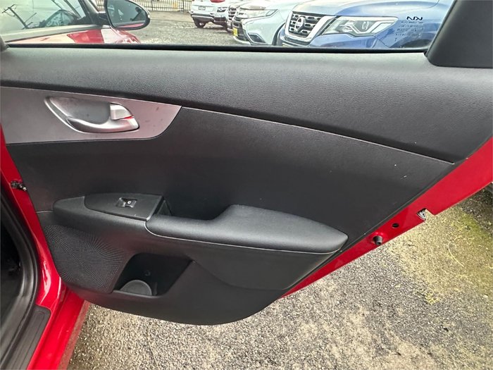2023 KIA CERATO SPORT