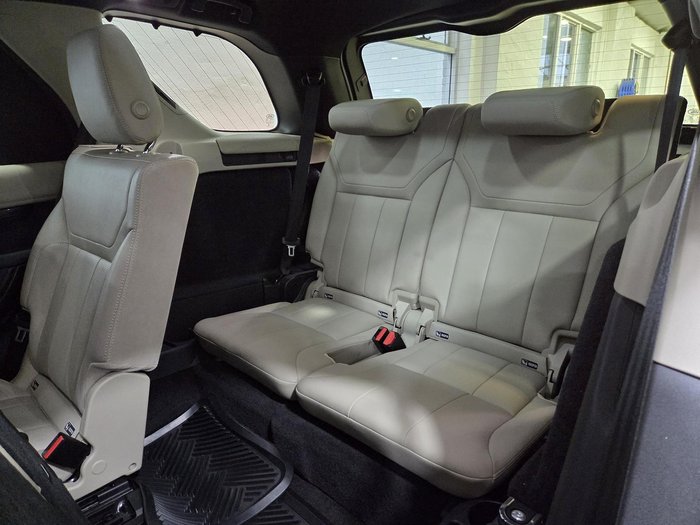 2018 Land Rover Discovery SD6 HSE