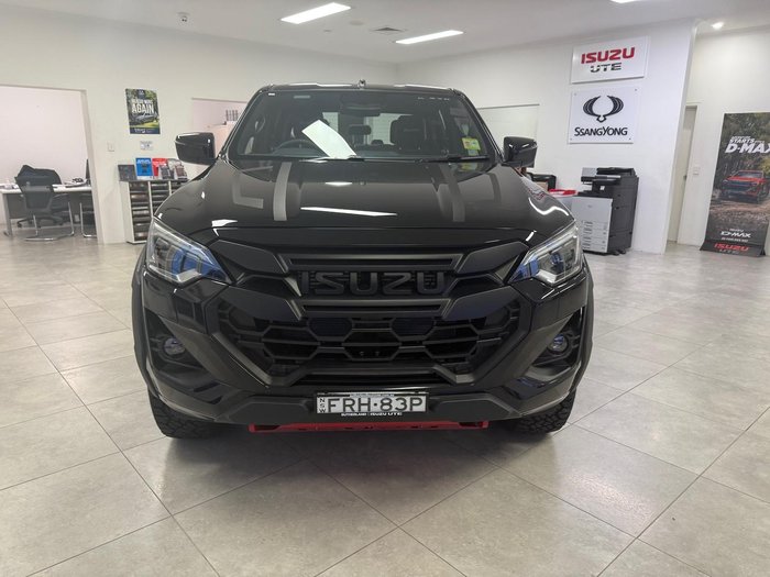 2024 Isuzu D-MAX BLADE