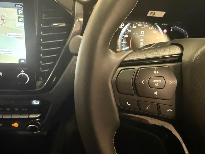 2024 Isuzu D-MAX BLADE