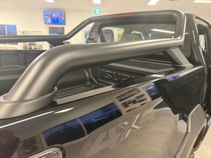 2024 Isuzu D-MAX BLADE