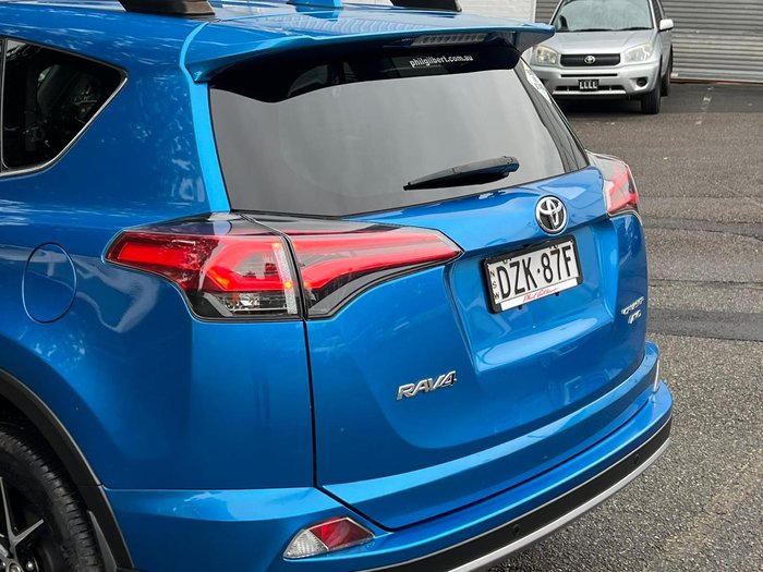 2018 Toyota RAV4 Cruiser
