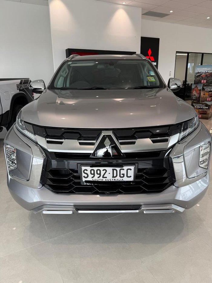 2024 Mitsubishi Pajero Sport GLS