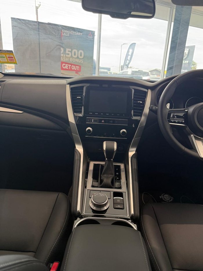 2024 Mitsubishi Pajero Sport GLS