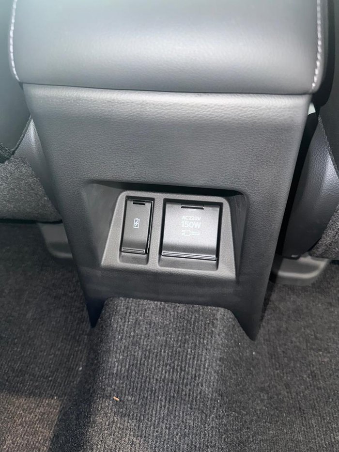 2024 Mitsubishi Pajero Sport GLS