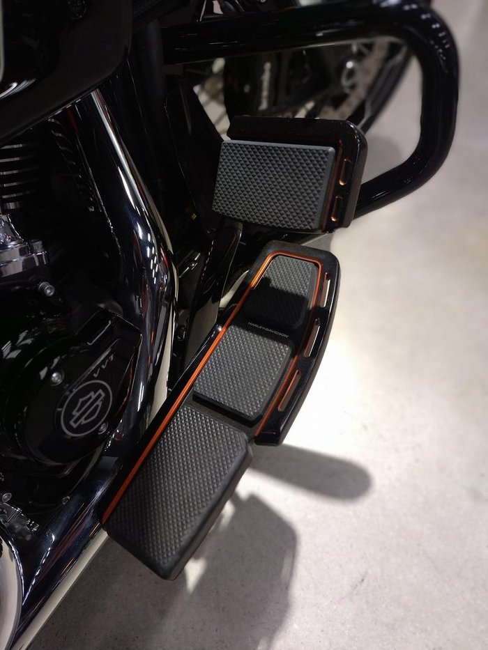 2024 Harley-Davidson CVO Street Glide 121 (FLHXSE) Touring Orange