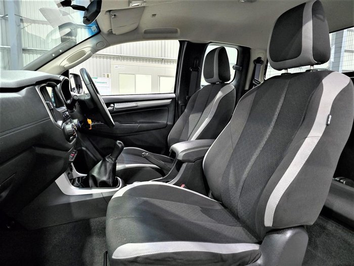 2016 Holden Colorado LS RG MY17 4X4 Dual Range Summit White