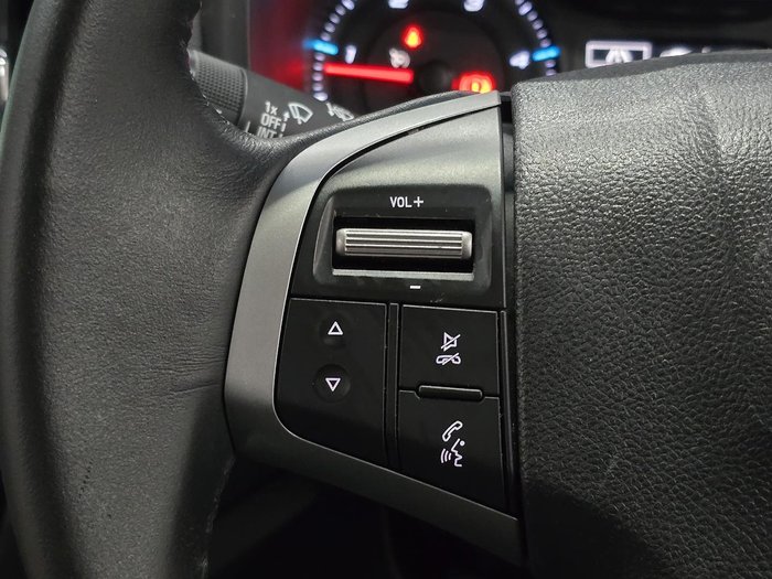 2016 Holden Colorado LS RG MY17 4X4 Dual Range Summit White