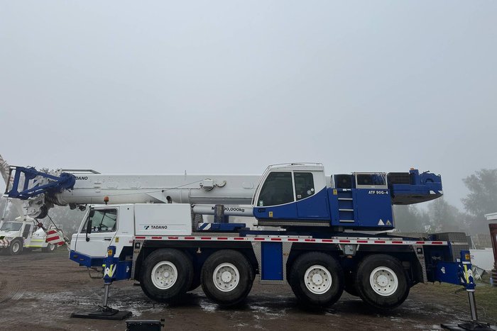 2011 Tadano Atf90g-4