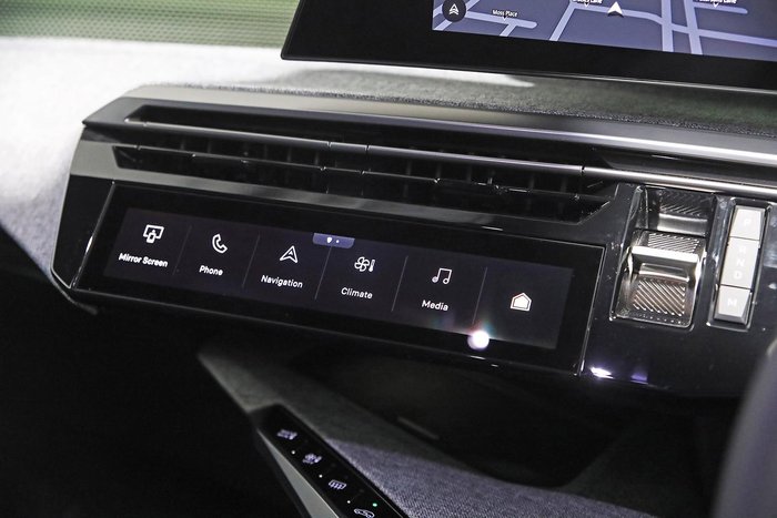 2025 Peugeot 3008 GT Premium Hybrid