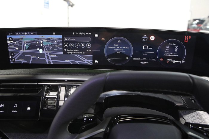 2025 Peugeot 3008 GT Premium Hybrid