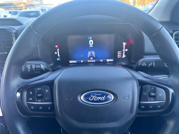 2023 Ford Everest Trend MY22 Shadow Black