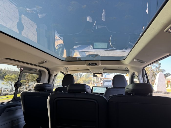 2024 Ford Tourneo Titanium X