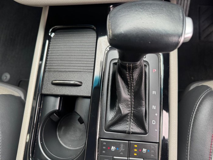 2017 Kia Carnival Platinum