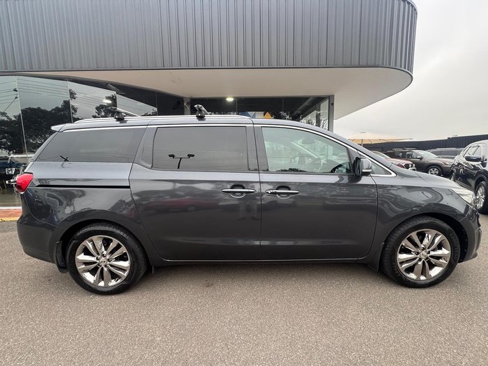 2017 Kia Carnival Platinum