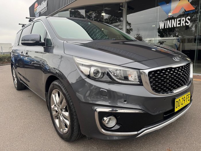 2017 Kia Carnival Platinum