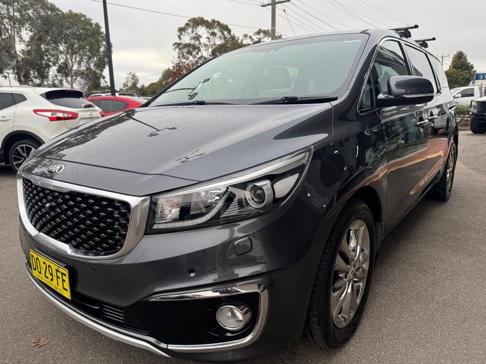 2017 Kia Carnival Platinum